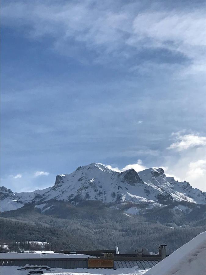 Chez Lizon Vandrerhjem Barcelonnette Eksteriør bilde