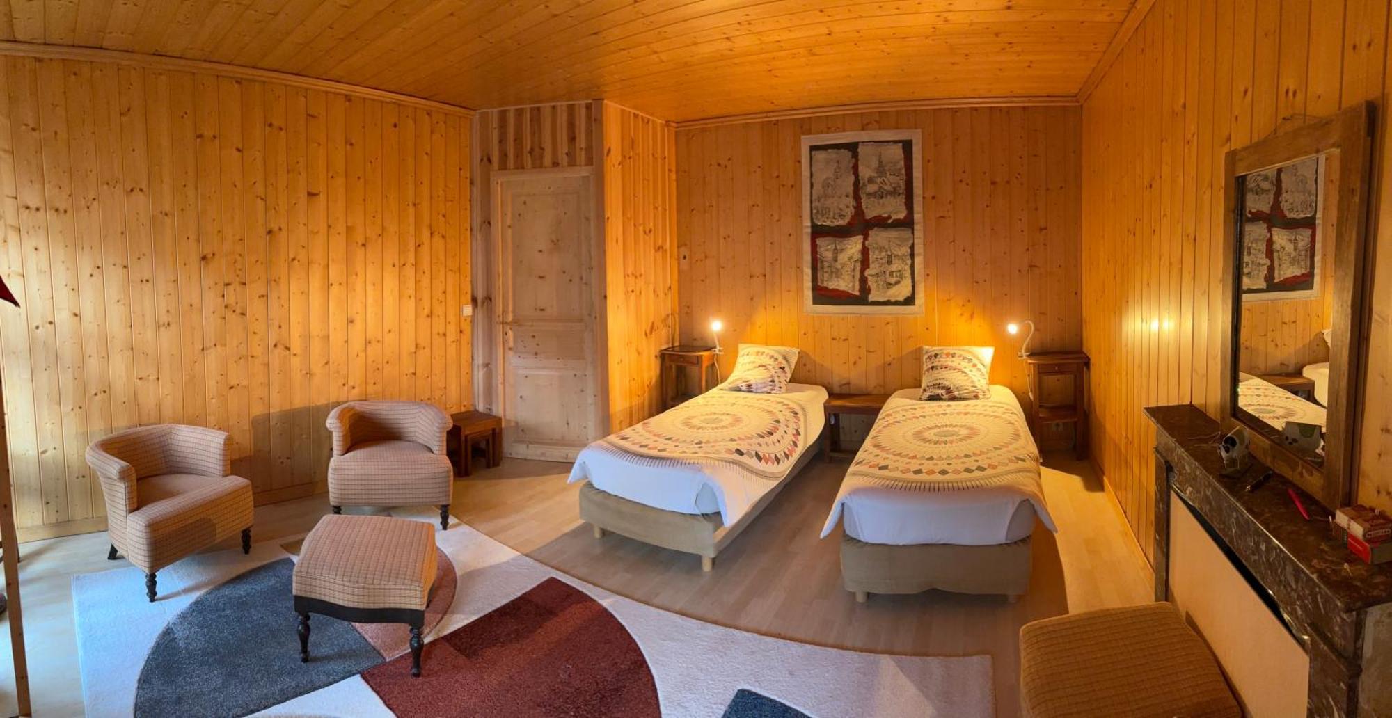 Chez Lizon Vandrerhjem Barcelonnette Eksteriør bilde